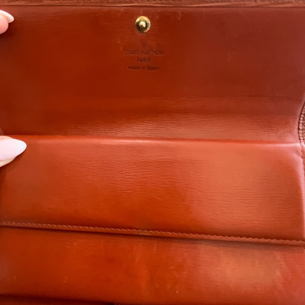 Louis Vuitton Epi Cognac Wallet Clutch w Chain & Twilly Vintage - Picture 8 of 15